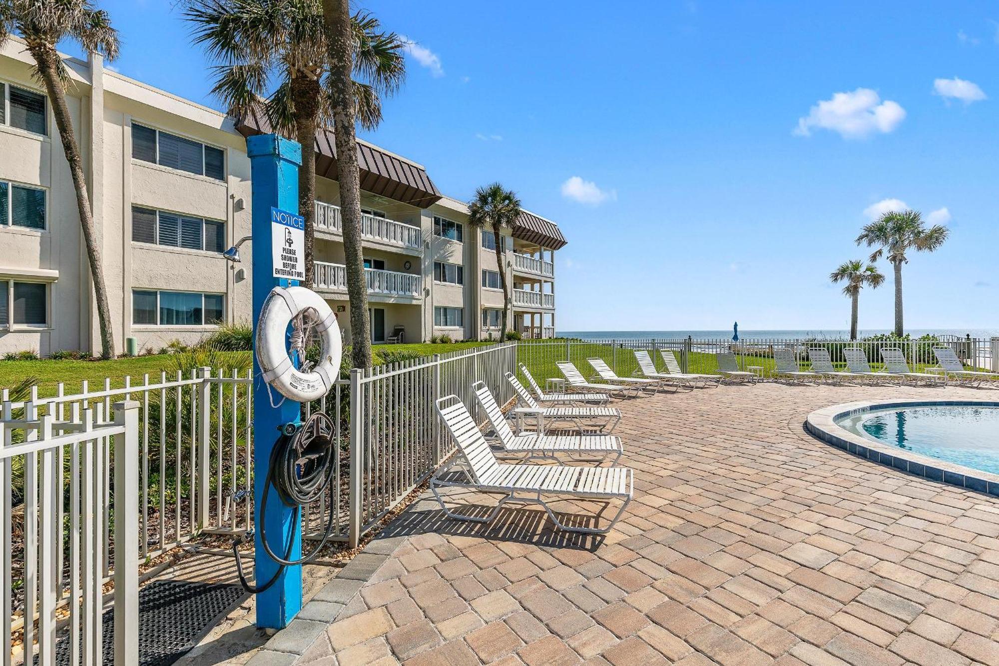 Chateau By The Sea 13C Нью-Смирна-Бич Экстерьер фото